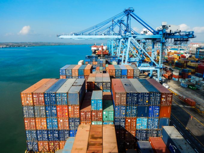 Khai Hải Quan Theo Container: Bí Kíp Sống Còn Dân Logistics Phải Biết